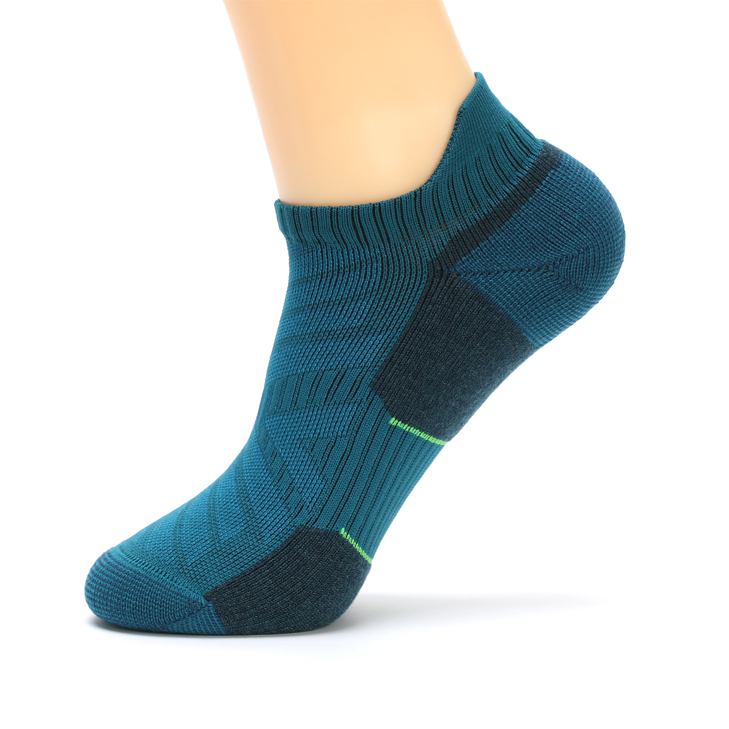 Eco-Friendly and Cozy: Sustainable Wool Socks for a Greener You