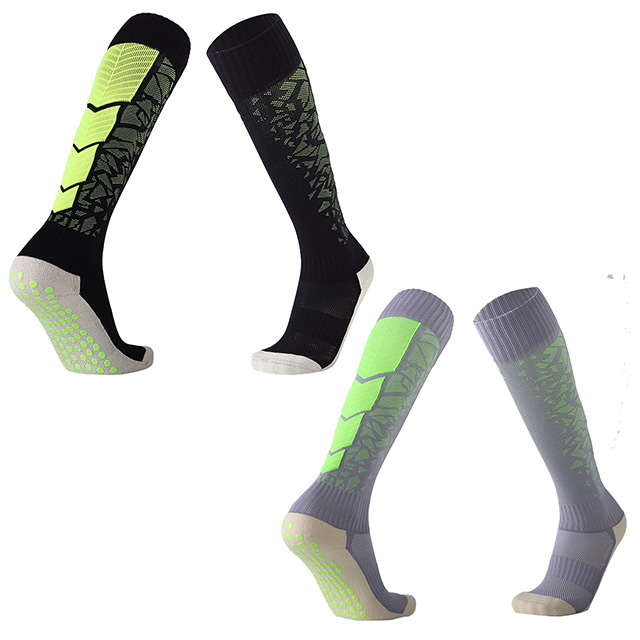 Non-slip Sports Socks with Grips And Padded Soles in High-cut Design