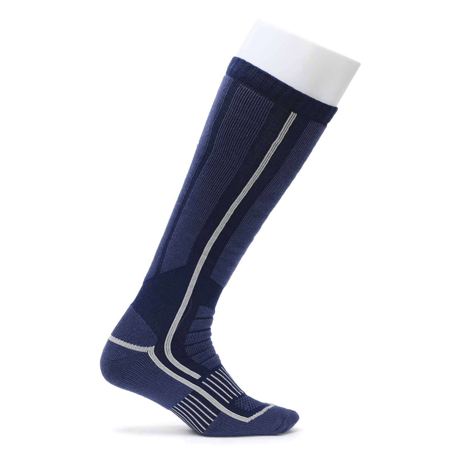 Warmth Without Weight: Lightweight Wool Socks for Cold Winter Days