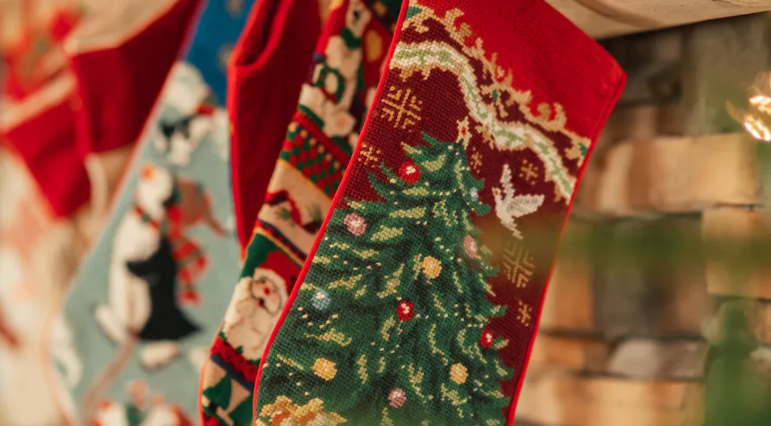 How to Choose the Perfect Christmas Sock for Your Family