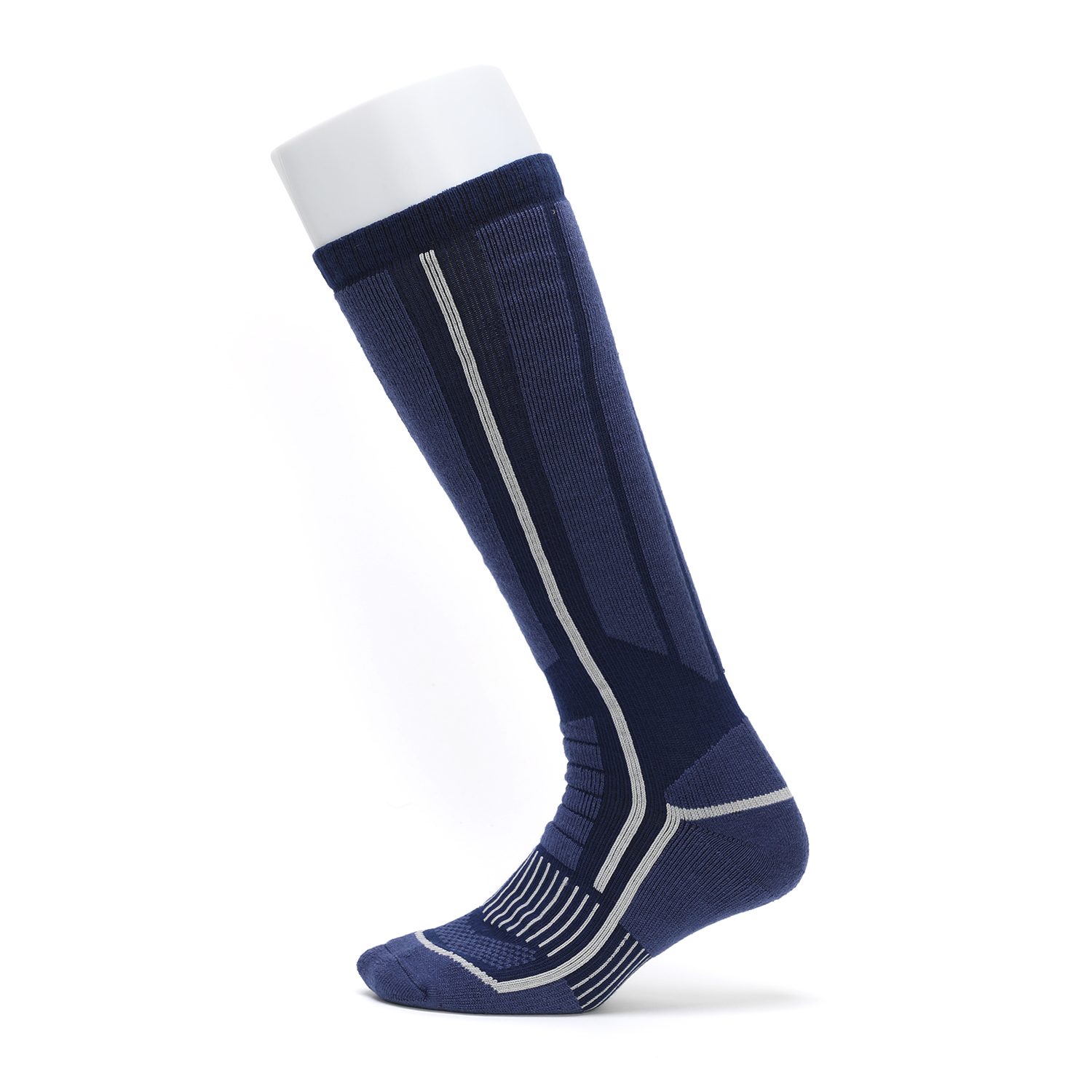 Warmth Without Weight: Lightweight Wool Socks for Cold Winter Days