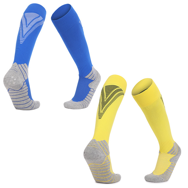 Non-slip Socks with Grips And Padded Soles in High-cut Design